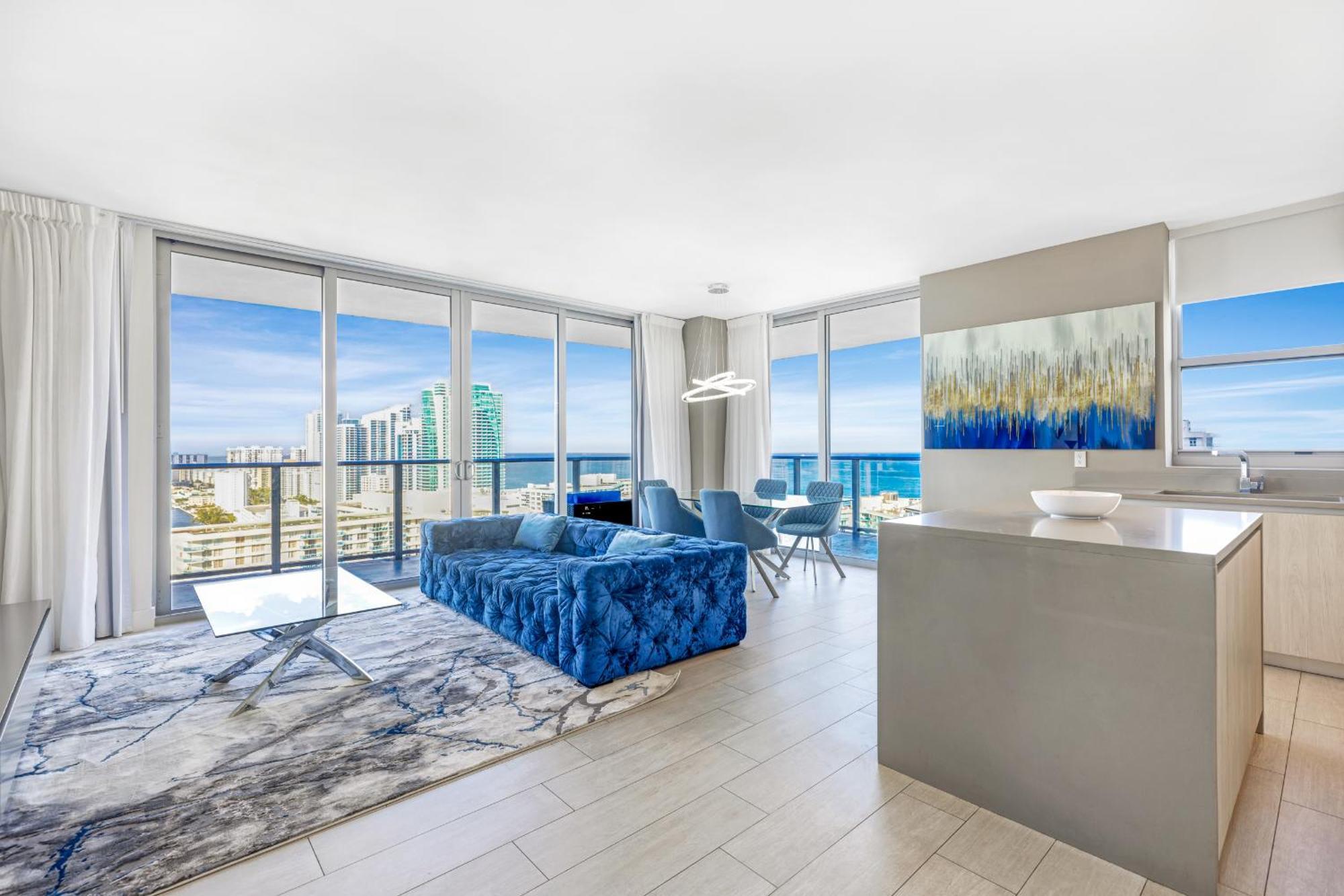 Hyde Beach House: Oceanfront 2BR with Direct Views Hollywood Exterior photo